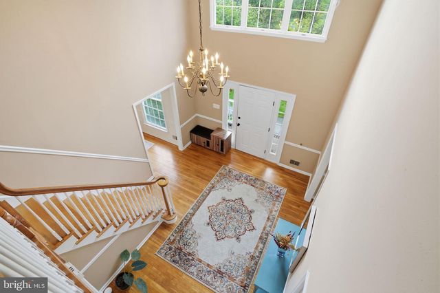 12 COVENTRY LN, Hopewell, NJ 08525