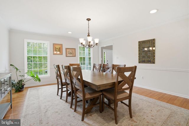 12 COVENTRY LN, Hopewell, NJ 08525