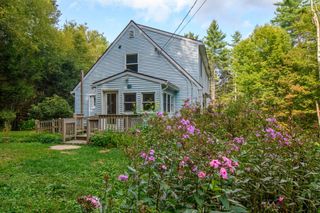 108 S Windmill Hill Road, Putney, VT 05346