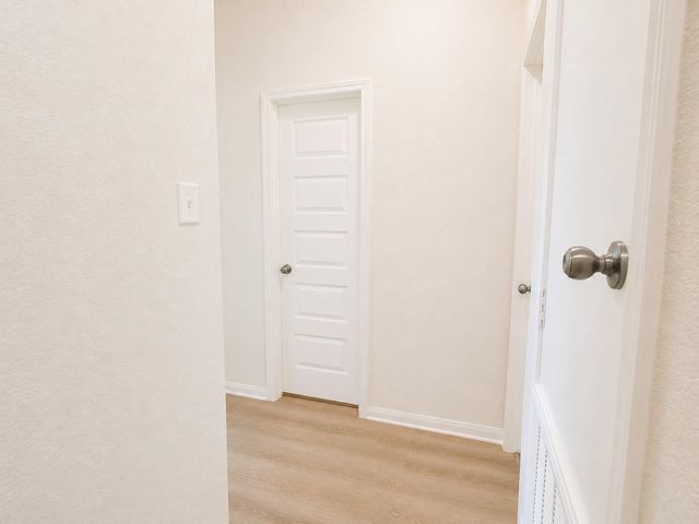 11760 Whirlaway Drive, Willis, TX 77318