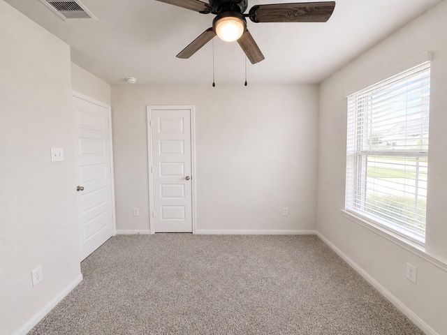 11760 Whirlaway Drive, Willis, TX 77318