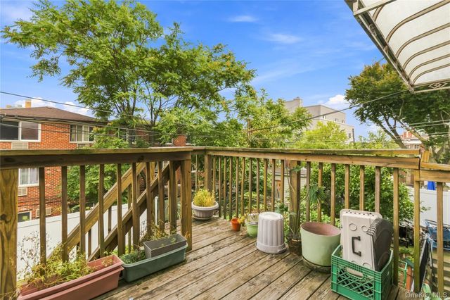 3121 46th Street, Astoria, NY 11103