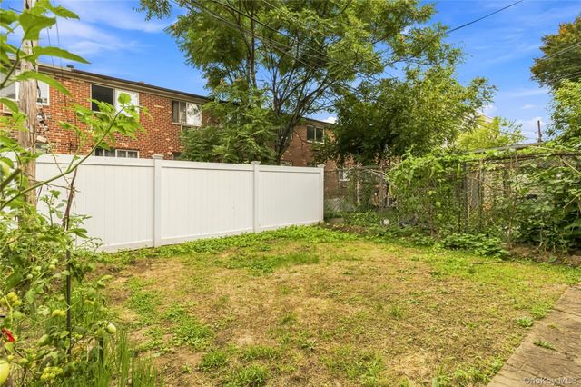 3121 46th Street, Astoria, NY 11103