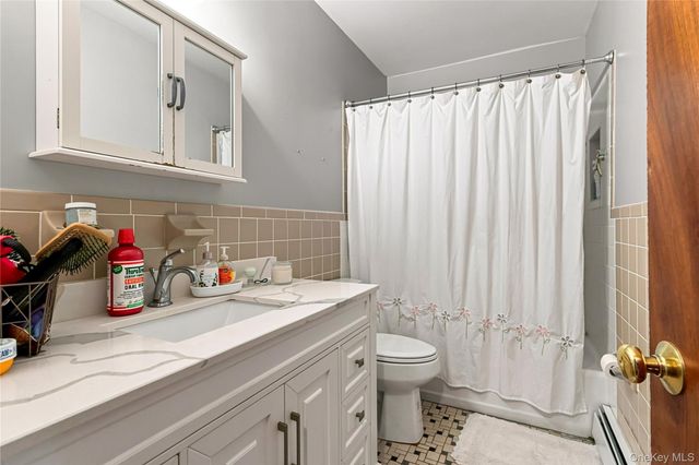 3121 46th Street, Astoria, NY 11103