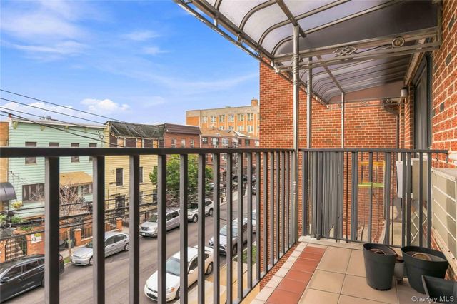 3121 46th Street, Astoria, NY 11103