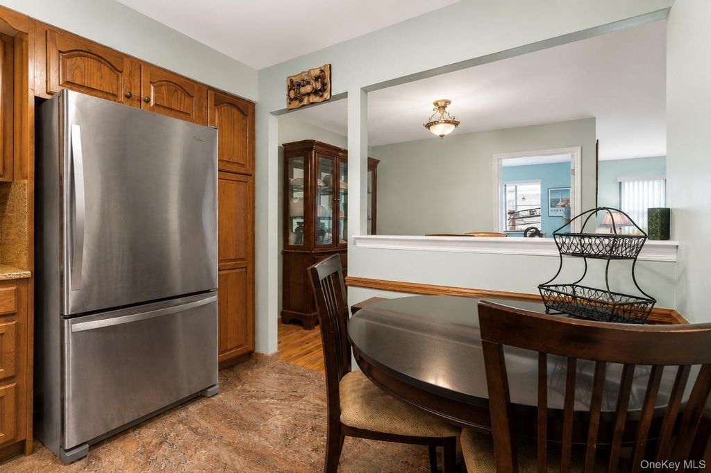 3121 46th Street, Astoria, NY 11103 — photo 4