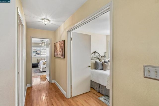 5256 Pebble Glen Dr, Concord, CA 94521