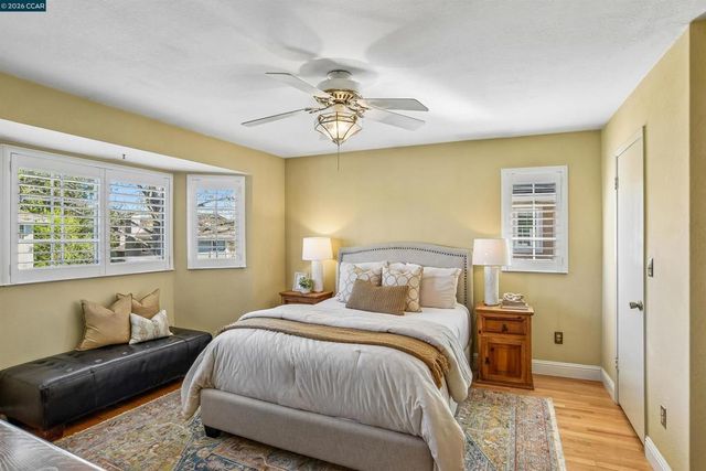 5256 Pebble Glen Dr, Concord, CA 94521