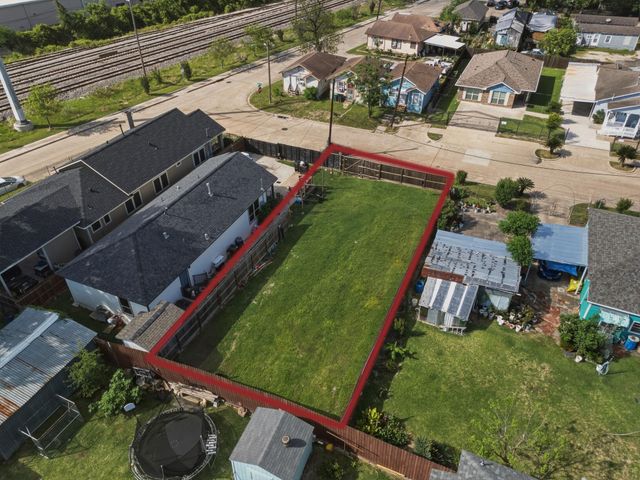 6610 Avenue S, Houston, TX 77011