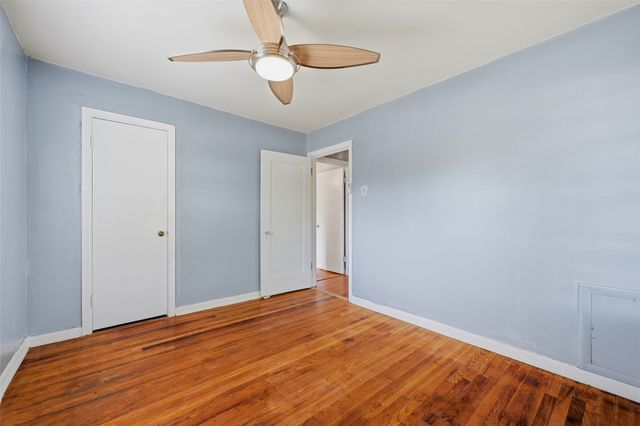 636 S Andrews Avenue, Sherman, TX 75090