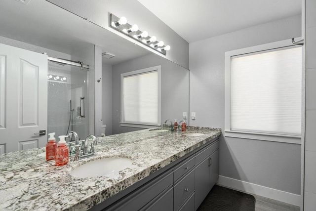 39369 Regency Way, Palm Desert, CA 92211