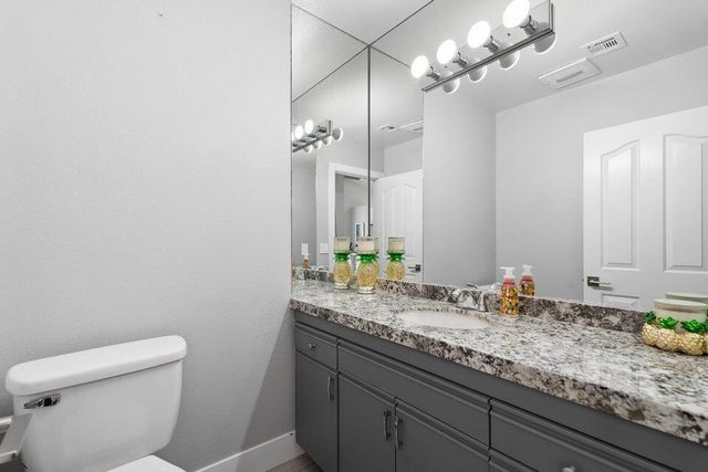 39369 Regency Way, Palm Desert, CA 92211