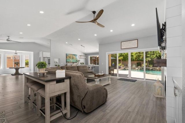 39369 Regency Way, Palm Desert, CA 92211