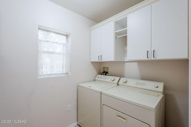 4884 S Desert Sunset Drive, Green Valley, AZ 85622