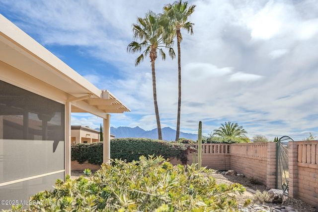 4884 S Desert Sunset Drive, Green Valley, AZ 85622