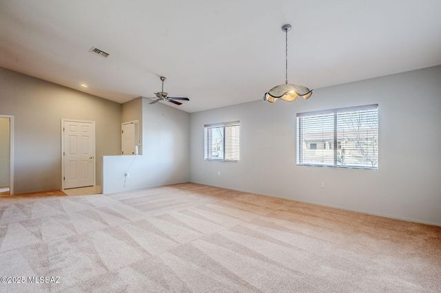 4884 S Desert Sunset Drive, Green Valley, AZ 85622
