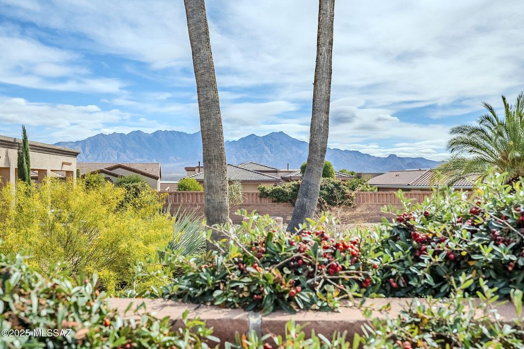 4884 S Desert Sunset Drive, Green Valley, AZ 85622