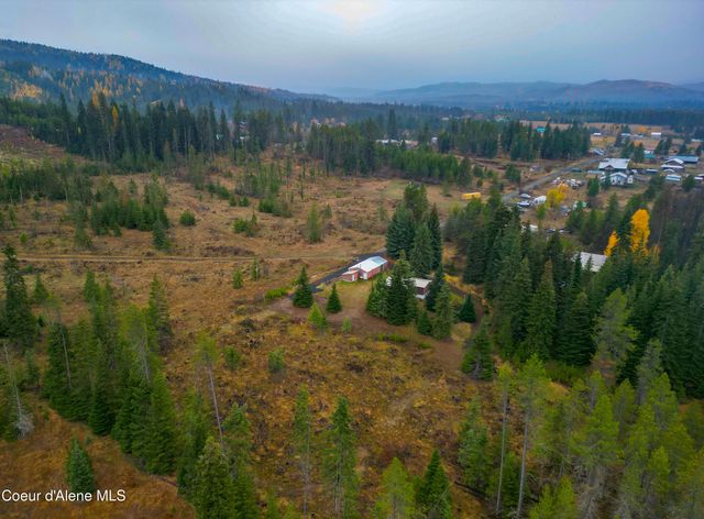 400 Sunset St, Fernwood, ID 83830