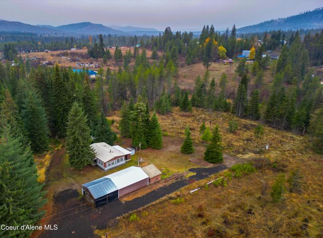 400 Sunset St, Fernwood, ID 83830