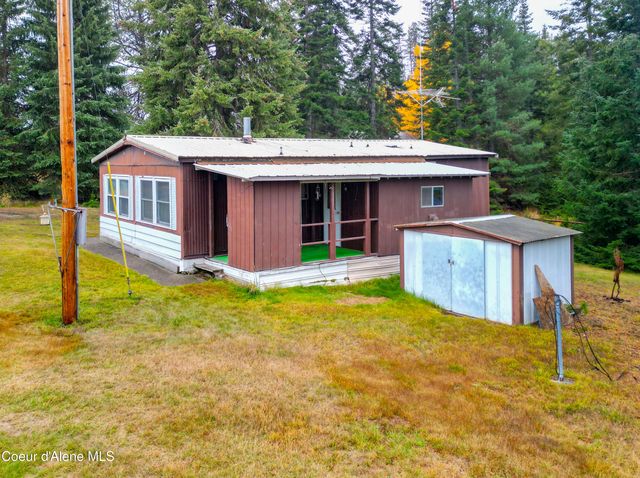 400 Sunset St, Fernwood, ID 83830