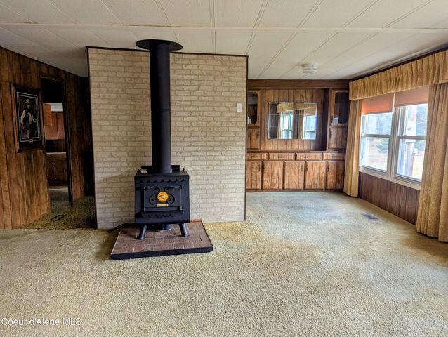 400 Sunset St, Fernwood, ID 83830