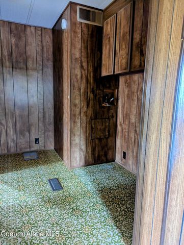 400 Sunset St, Fernwood, ID 83830