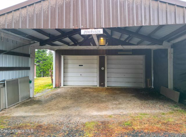 400 Sunset St, Fernwood, ID 83830