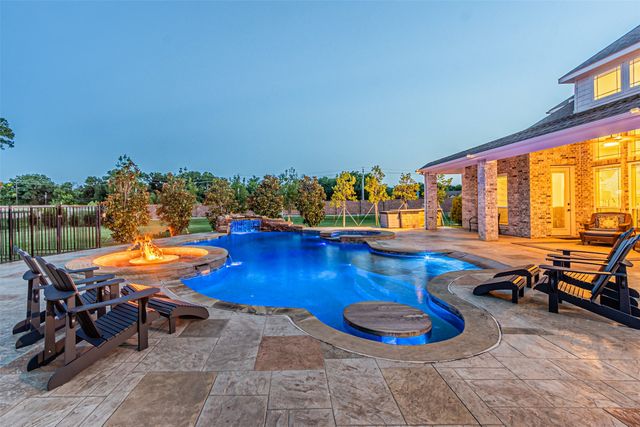 1821 Lincoln Road, Lucas, TX 75002