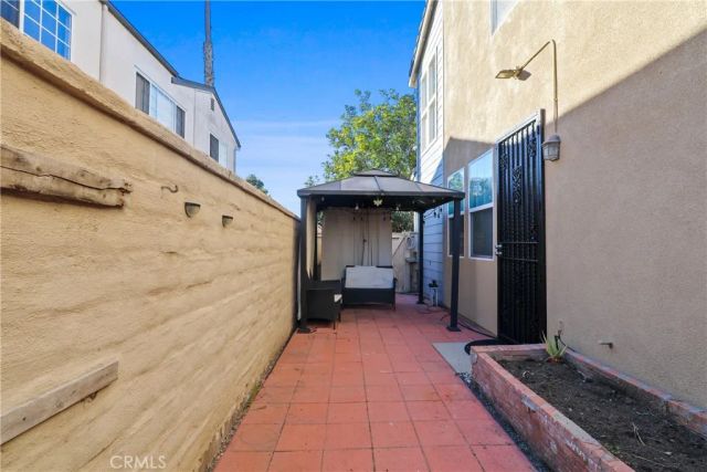 22569 Firenze, Carson, CA 90745