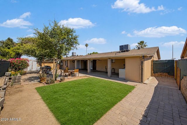 7346 W GLENROSA Avenue, Phoenix, AZ 85033