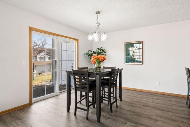 1651 Riverwood Drive 115, Burnsville, MN 55337