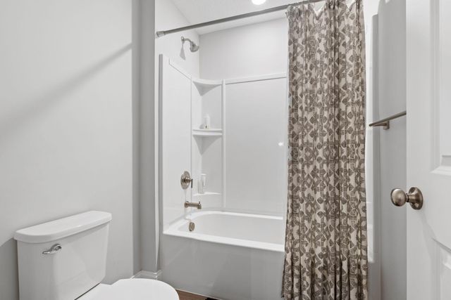 4694 128th Circle NE, Blaine, MN 55449