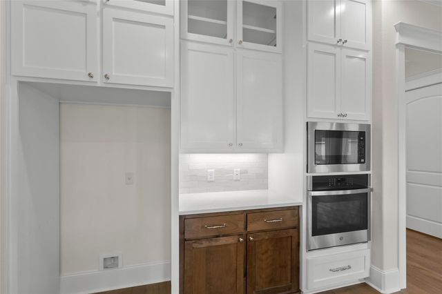 2836 Persimmon Ridge Court, Bryan, TX 77807