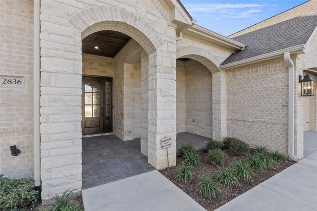 2836 Persimmon Ridge Court, Bryan, TX 77807