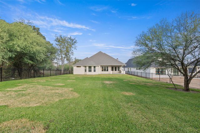 2836 Persimmon Ridge Court, Bryan, TX 77807