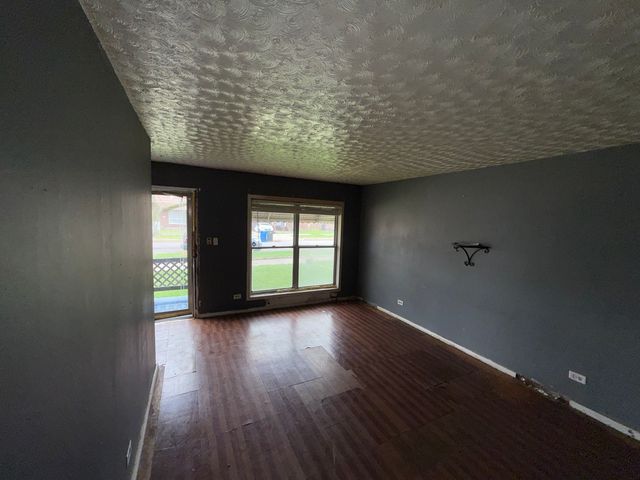 13150 S Forrestville Avenue, Chicago, IL 60827