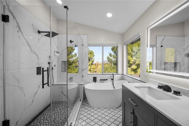 26508 Isabella, Canyon Country, CA 91351