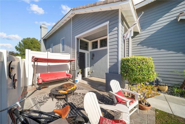 26508 Isabella, Canyon Country, CA 91351