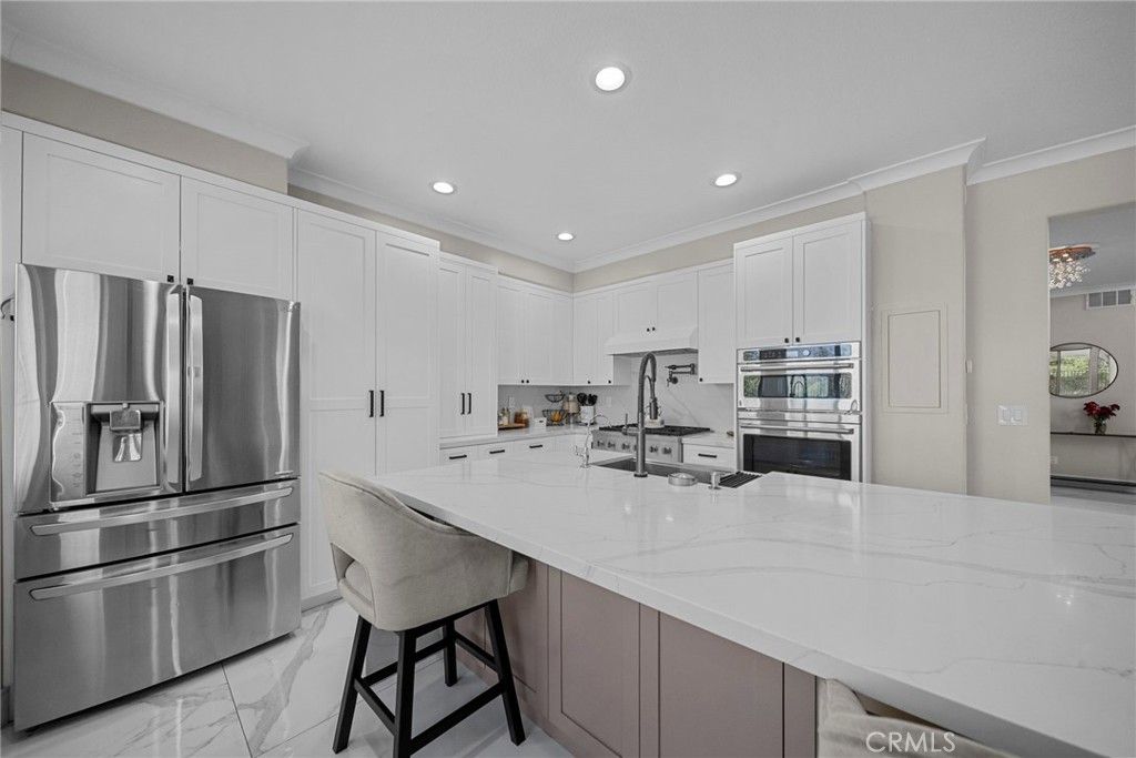 Image 10 of property listing at 26508 Isabella, Canyon Country, CA 91351