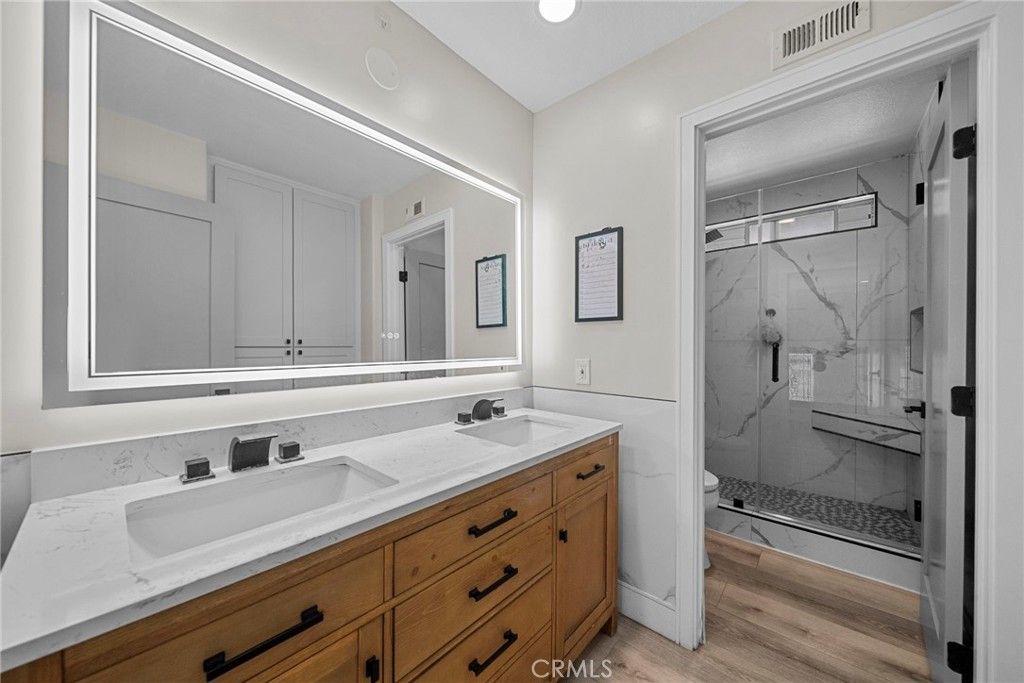 Image 21 of property listing at 26508 Isabella, Canyon Country, CA 91351