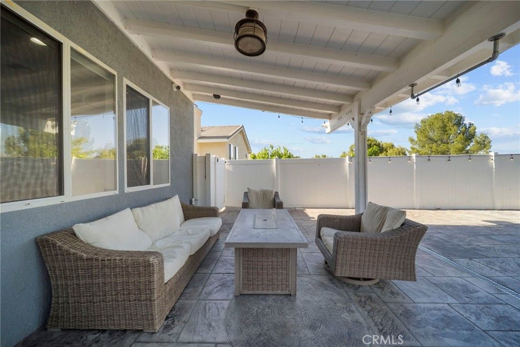 Image 28 of property listing at 26508 Isabella, Canyon Country, CA 91351