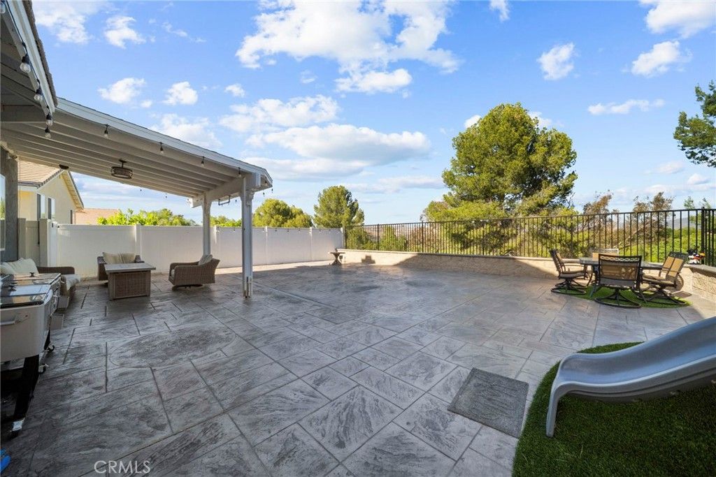 Image 32 of property listing at 26508 Isabella, Canyon Country, CA 91351