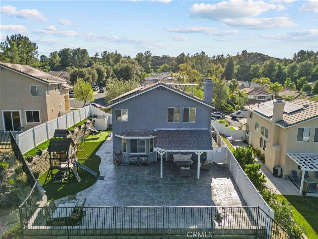 Image 37 of property listing at 26508 Isabella, Canyon Country, CA 91351