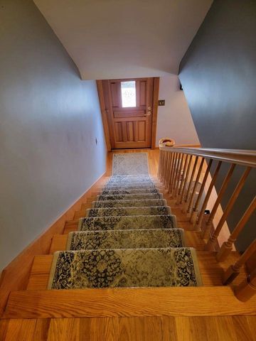 2 Oakdale Avenue, Nashua, NH 03062