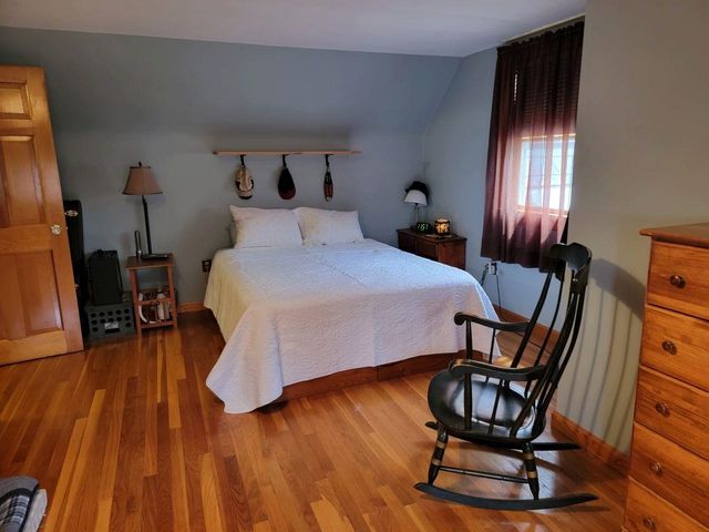 2 Oakdale Avenue, Nashua, NH 03062