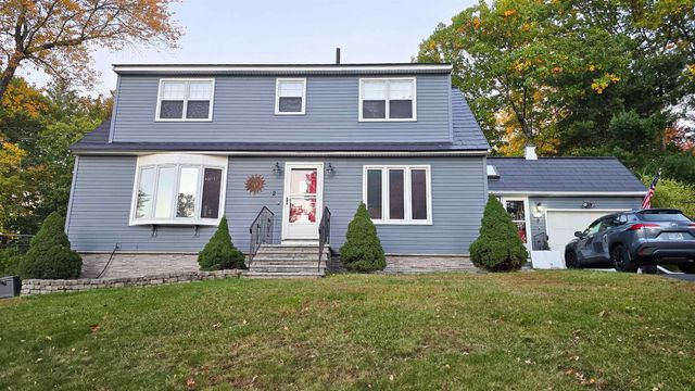 2 Oakdale Avenue, Nashua, NH 03062