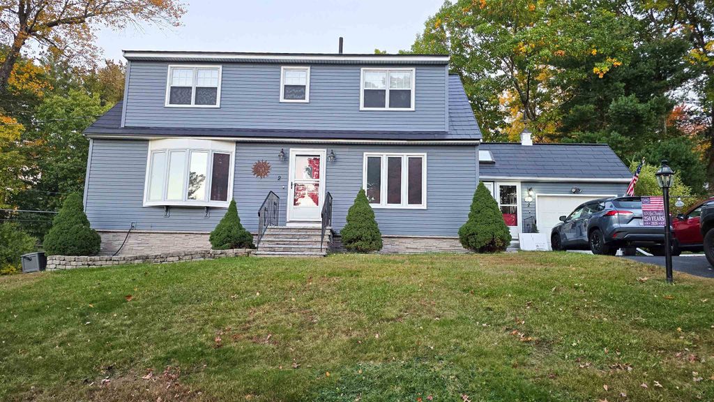 2 Oakdale Avenue, Nashua, NH 03062