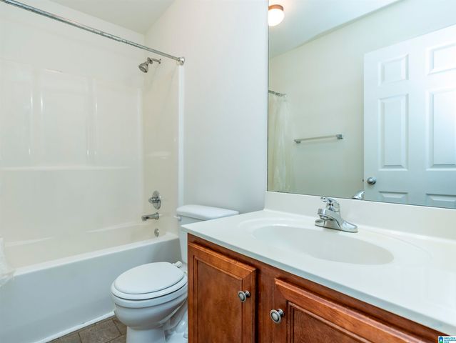 2119 WILLOW GLENN DRIVE, Birmingham, AL 35215