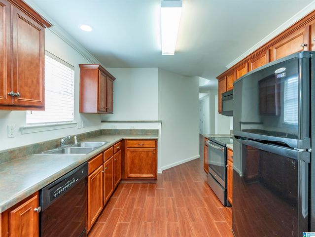 2119 WILLOW GLENN DRIVE, Birmingham, AL 35215
