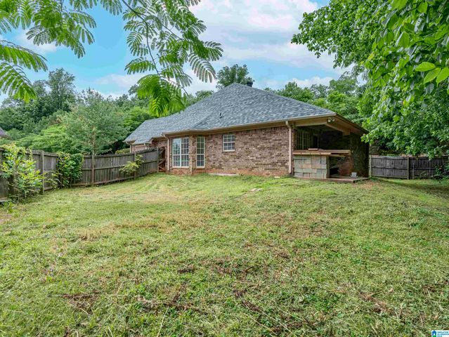 2119 WILLOW GLENN DRIVE, Birmingham, AL 35215